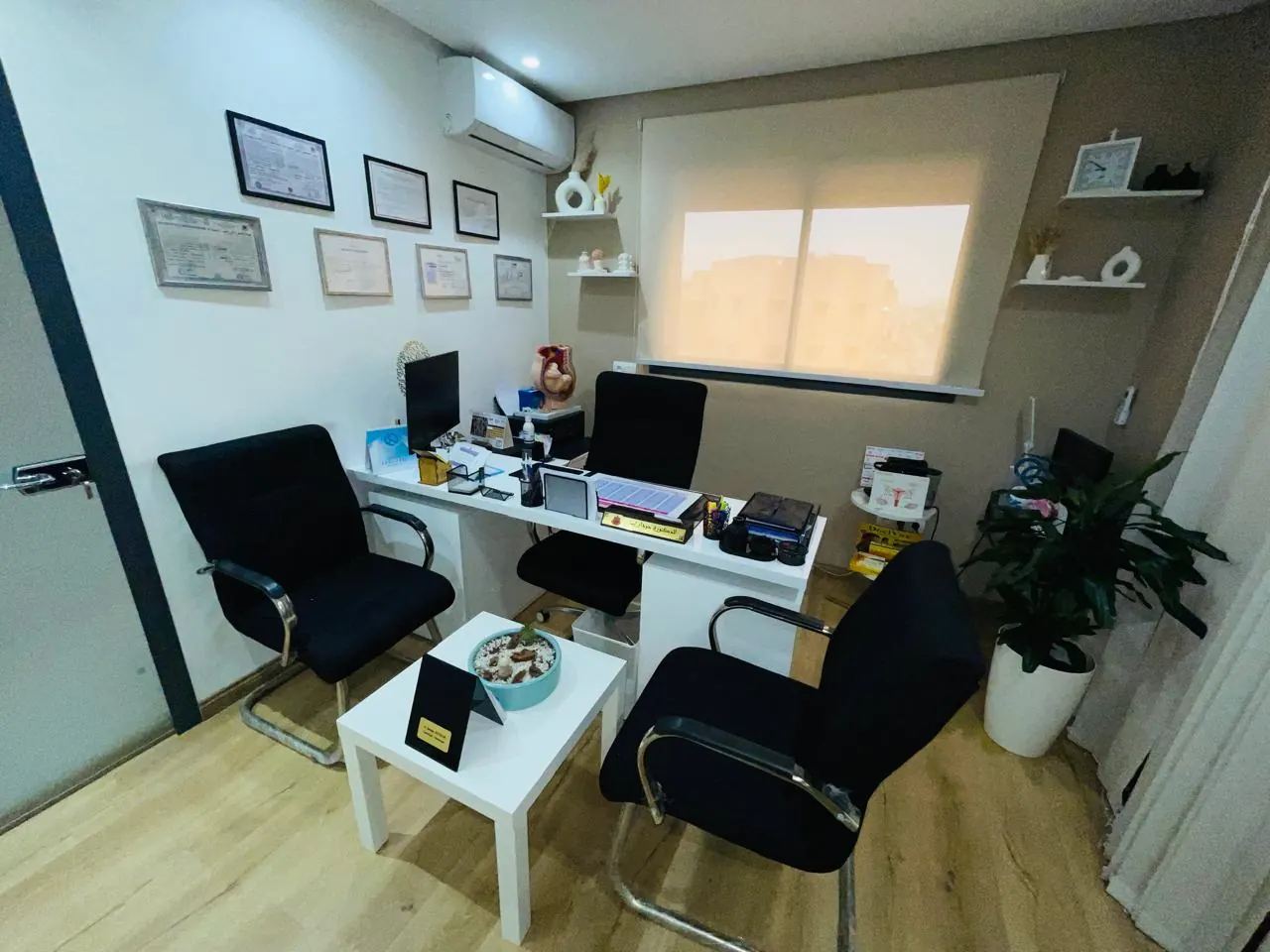 Bureau de consultation du gynécologue à Mohammedia